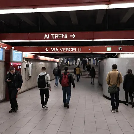 Vicino Metro-5 Minuti Dal Colosseo - Charme Comfort & Relax * Rome